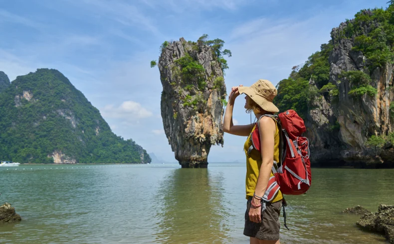 Travel & Hospitality Travel & Hospitality